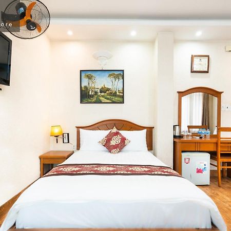 Hanz Queen Airport Hotel Saigon Ho Chi Minh-Byen Eksteriør billede