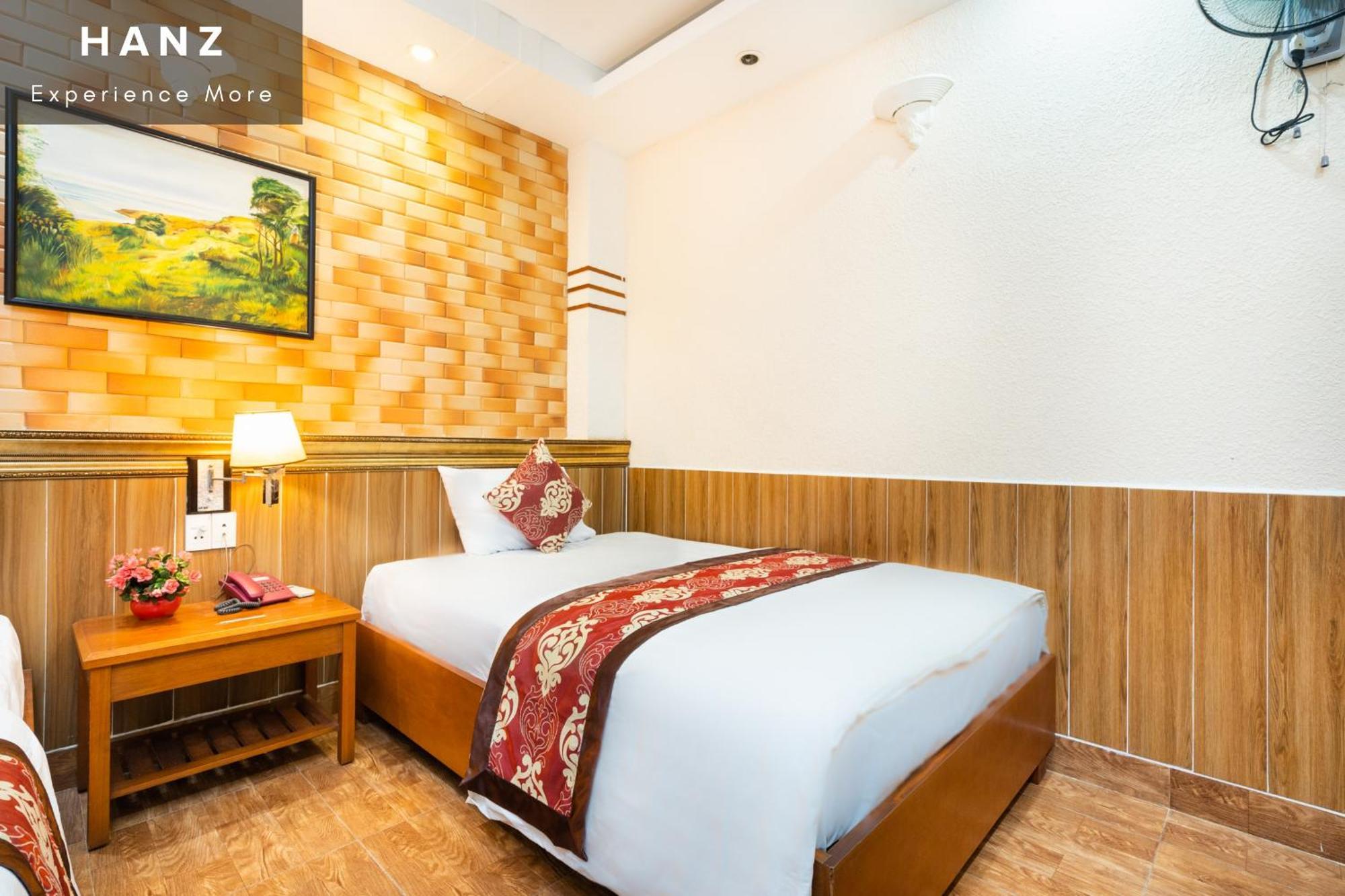 Hanz Queen Airport Hotel Saigon Ho Chi Minh-Byen Værelse billede